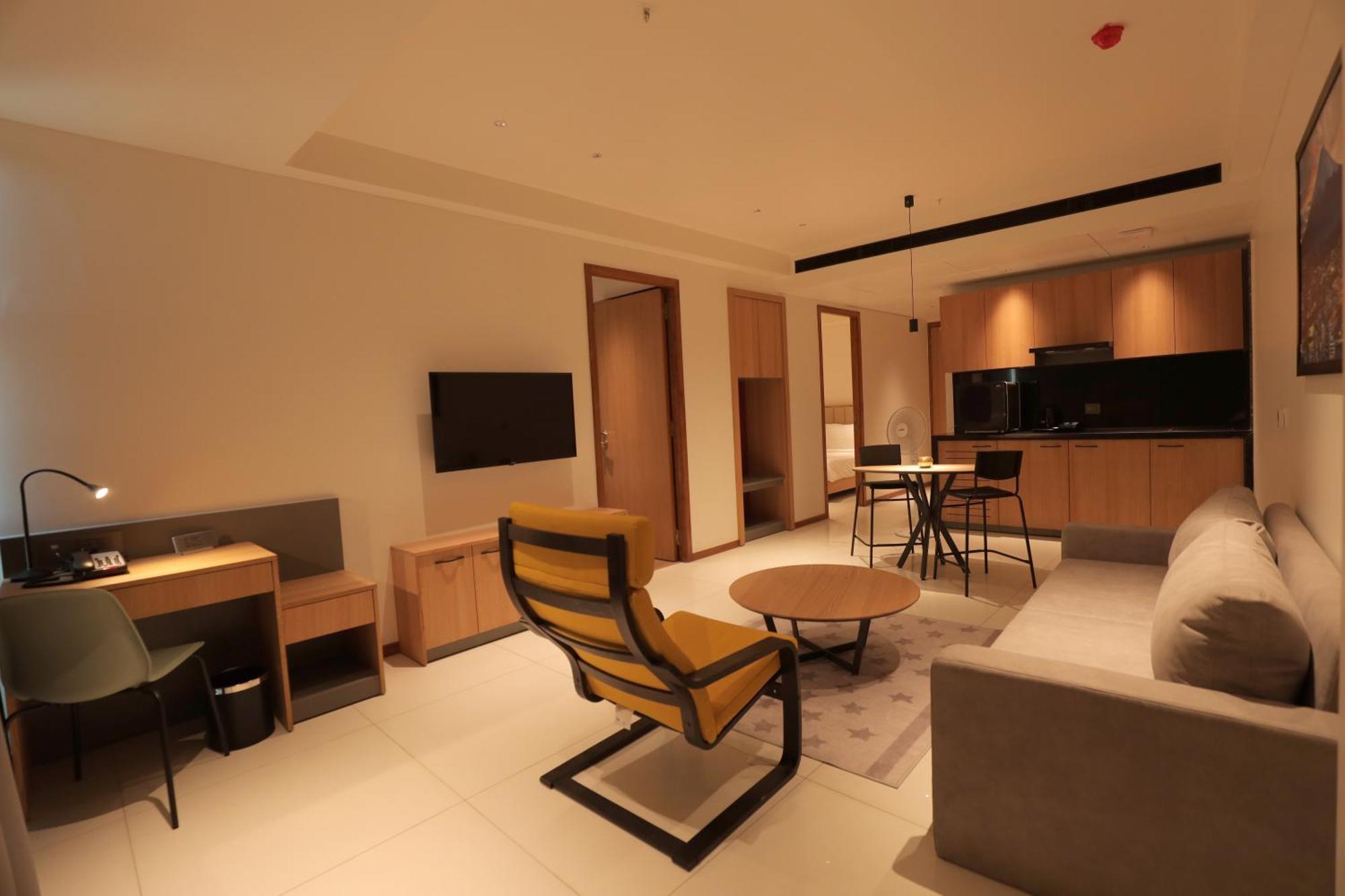 The World Surat Hotel Eksteriør billede