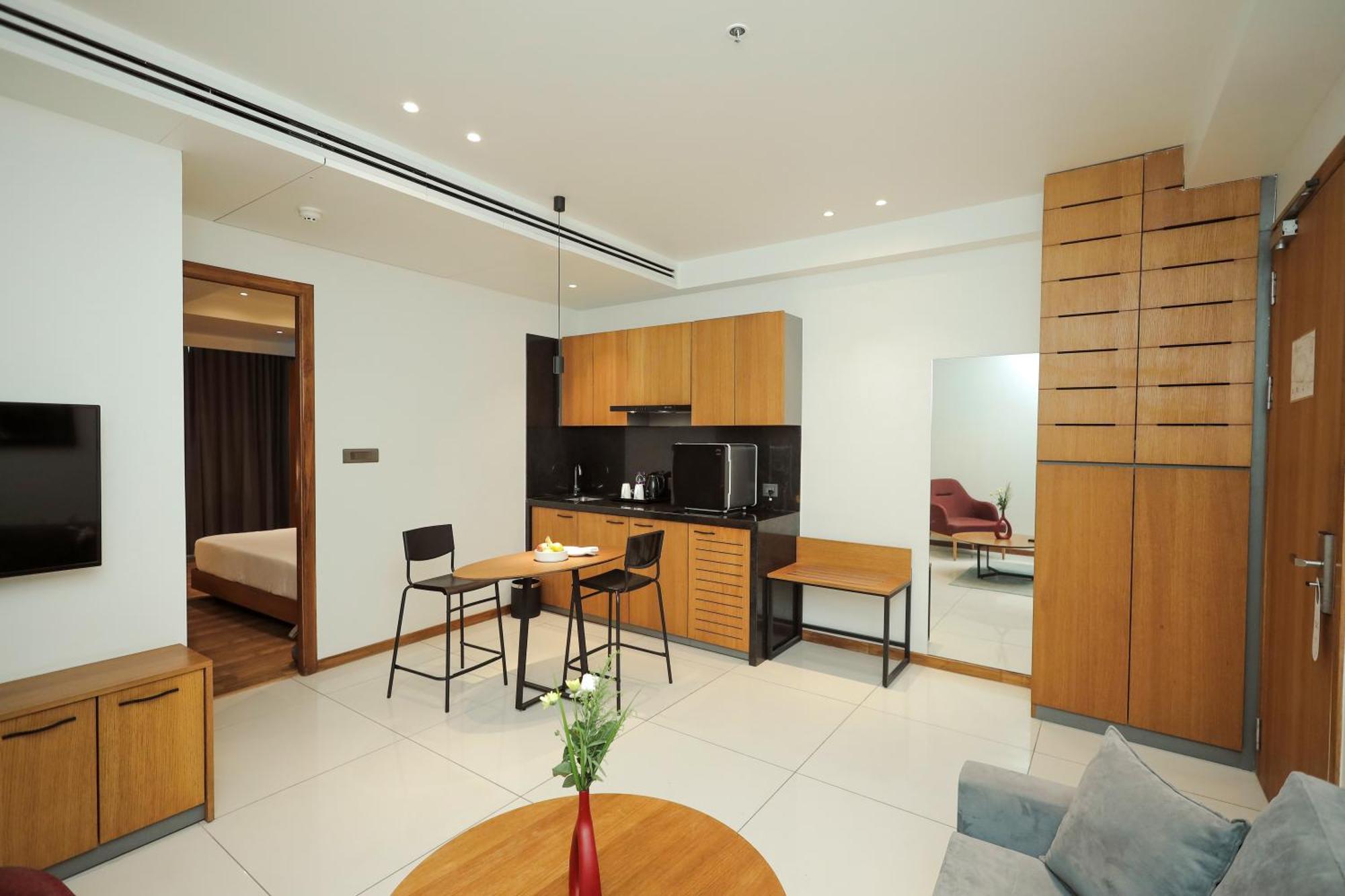 The World Surat Hotel Eksteriør billede